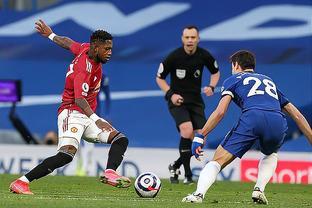 汤普森：斯洛特处于蛰伏期，努涅斯的身体优势被低估