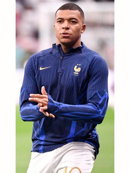 武切维奇35+7+5森萨博空砍43+5 公牛险胜爵士