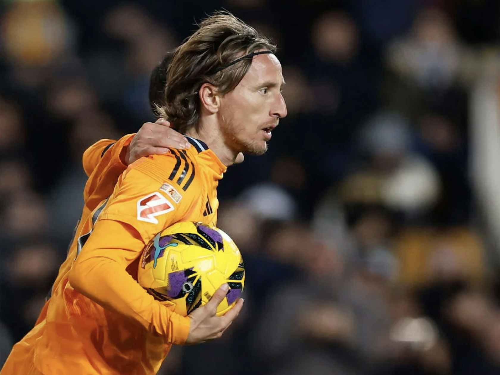 风城玫瑰永不凋零：罗斯球衣即将退役