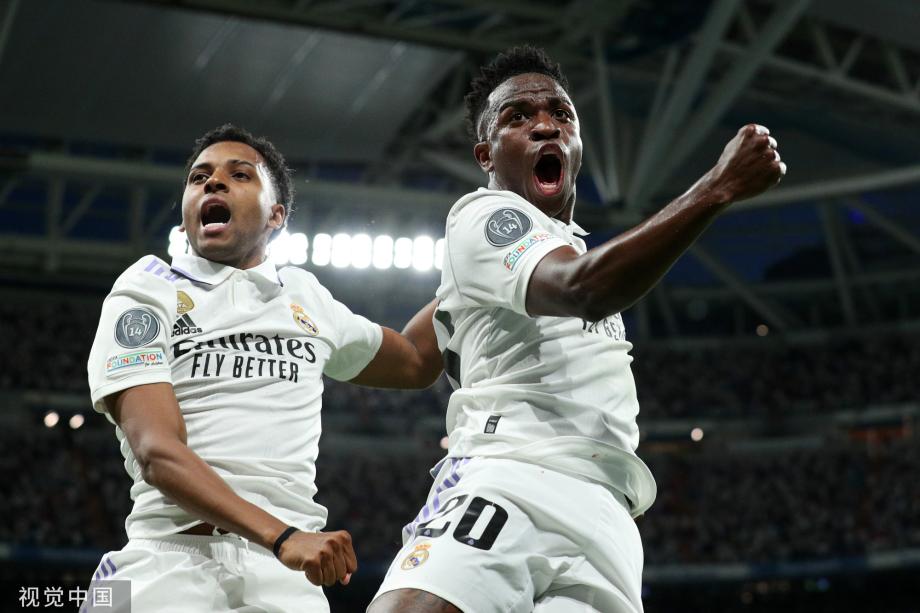 中超-泽卡双响刘彬彬破门 山东泰山3-1武汉三镇