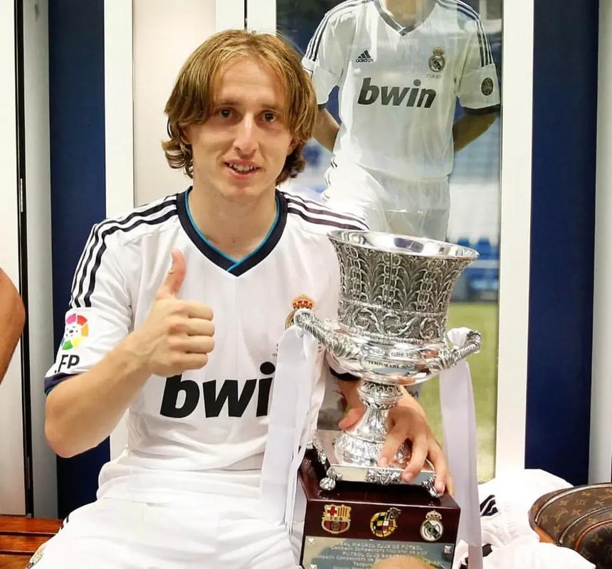 英足总杯焦点：德比郡主场阻克星 利兹联轮换仍能破局？