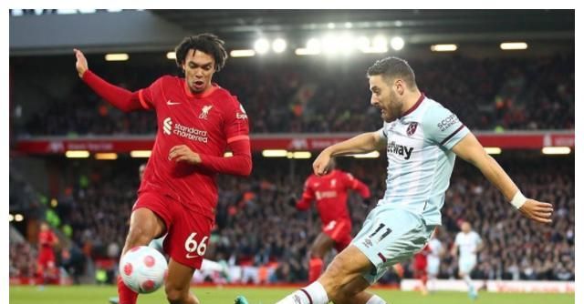 [中超]李小恒救主 山东泰山主场战平云南玉昆