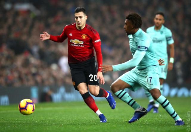 北京男篮8分不敌深圳 球迷质疑